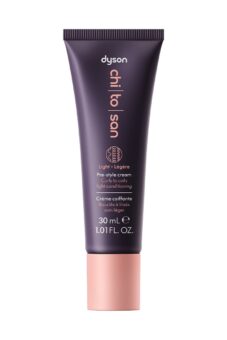 Dyson Chitosan™ Mini Crema Fina De Pre Coafare Pentru Parul Cret Sau Foarte Cret 30ml.jpeg